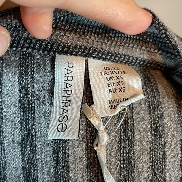 🤩3 for $30 Bundle Deal🤩
NWT Paraphrase bodycon dress - Picture 7 of 8